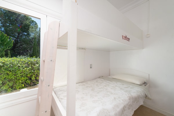 Foto van Villa in Portals Nous met zwembad en zeezicht - Vakantiehuis in , Illes Balears - ExteriorSummer
