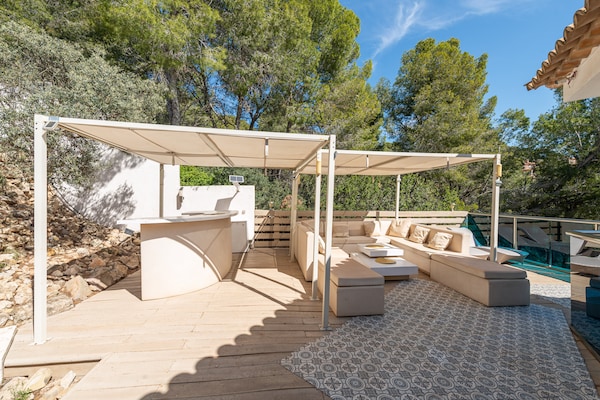 Foto van Villa in Portals Nous met zwembad en zeezicht - Vakantiehuis in , Illes Balears - ExteriorSummer