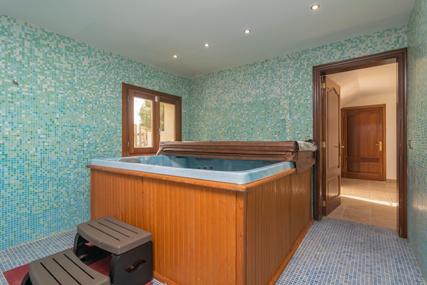 Foto van Luxe verblijf met spa, Formentor - Vakantiehuis in , Illes Balears - 