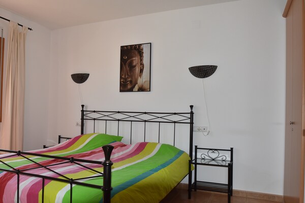 Foto van Rustige villa met privézwembad - Vakantiehuis in Adsubia - BedRoom