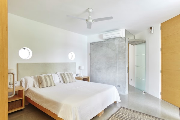 Foto van Villa in Santa Agnès bij Cala Salada - Vakantiehuis in Cala Salada - BedRoom