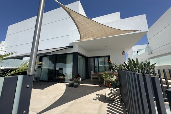 Foto van Casa del Sol – Exclusieve villa, privézwembad en jacuzzi - HallReception