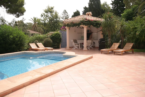 Foto van Villa op een steenworp afstand van de zee - Vakantiehuis in Denia - TerraceBalcony