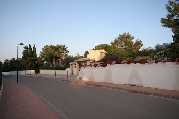 Foto van Villa op een steenworp afstand van de zee - Vakantiehuis in Denia - AreaSummer1KM