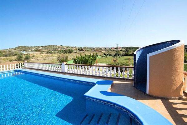 Foto van Ruime woning in Teulada - Vakantiehuis in Teulada - PoolOfHouse