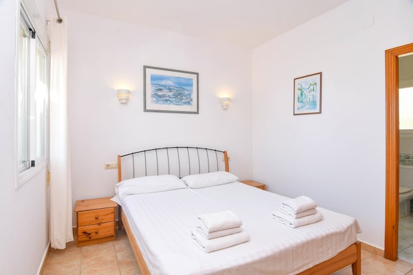 Foto van ﻿Vrijstaande villa aan de kust in Benitachell met zwembad - BedRoom