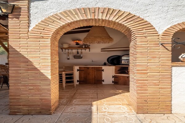 Foto van Villa Vista in Alcalali met zwembad en uitzicht - Vakantiehuis in Alcalali - Kitchen
