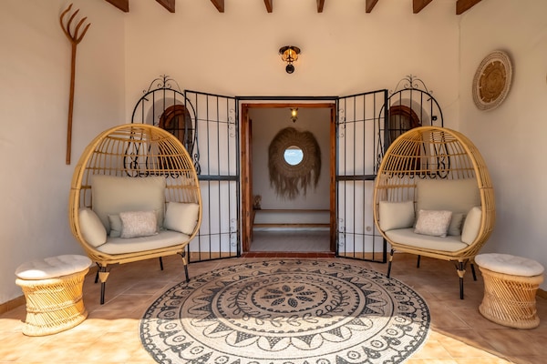 Foto van Villa Vista in Alcalali met zwembad en uitzicht - Vakantiehuis in Alcalali - TerraceBalcony