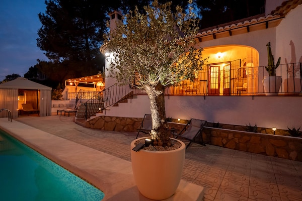 Foto van Villa Vista in Alcalali met zwembad en uitzicht - Vakantiehuis in Alcalali - GardenSummer