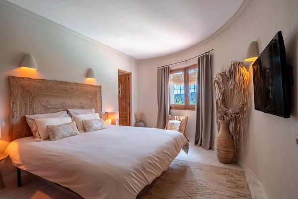 Foto van Villa Vista in Alcalali met zwembad en uitzicht - Vakantiehuis in Alcalali - BedRoom