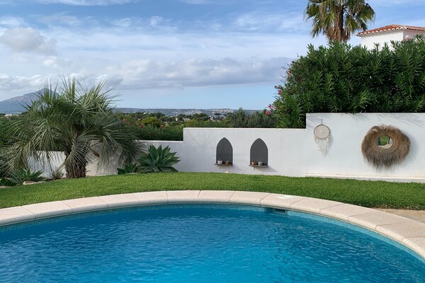 Foto van Schuilplaats Granadella Bay - Vakantiehuis in Javea - PoolOfHouse