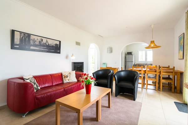 Foto van Rustig uitzicht in Pedreguer - Vakantiehuis in Pedreguer - DiningRoom
