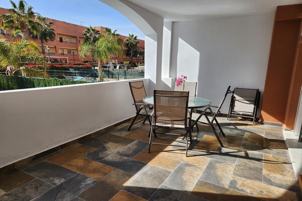 Foto van Appartement in Vera, op een steenworp afstand - Vakantiehuis in vera - TerraceBalcony