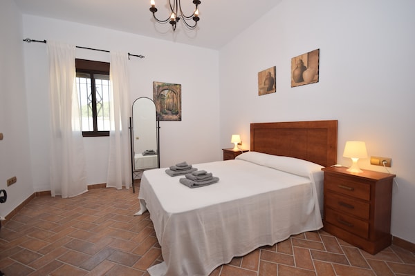 Foto van Familievilla met zwembad - Vakantiehuis in Barbate - BedRoom