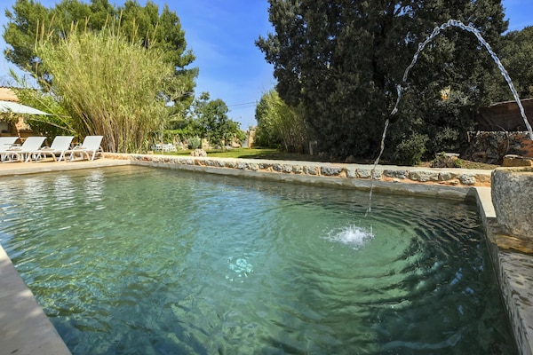 Foto van Finca in Sencelles met zwembad en tuin - Vakantiehuis in Mallorca - PoolOfHouse