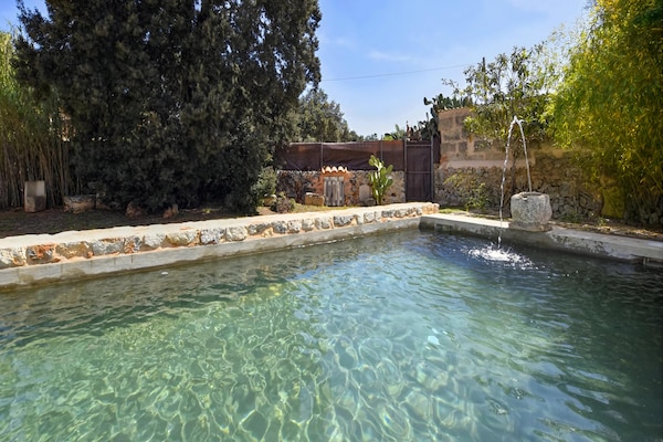 Foto van Finca in Sencelles met zwembad en tuin - Vakantiehuis in Mallorca - PoolOfHouse