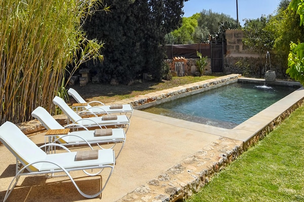 Foto van Finca in Sencelles met zwembad en tuin - Vakantiehuis in Mallorca - PoolOfHouse