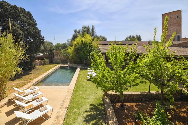 Foto van Finca in Sencelles met zwembad en tuin - Vakantiehuis in Mallorca - ViewSummer