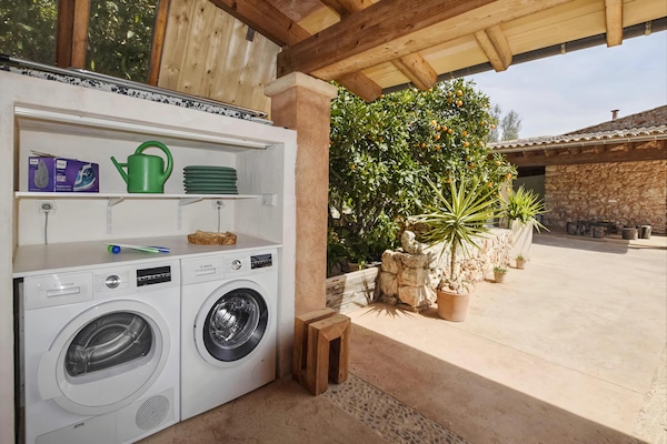 Foto van Finca in Sencelles met zwembad en tuin - Vakantiehuis in Mallorca - Facilities