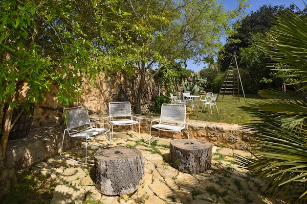 Foto van Finca in Sencelles met zwembad en tuin - Vakantiehuis in Mallorca - GardenSummer