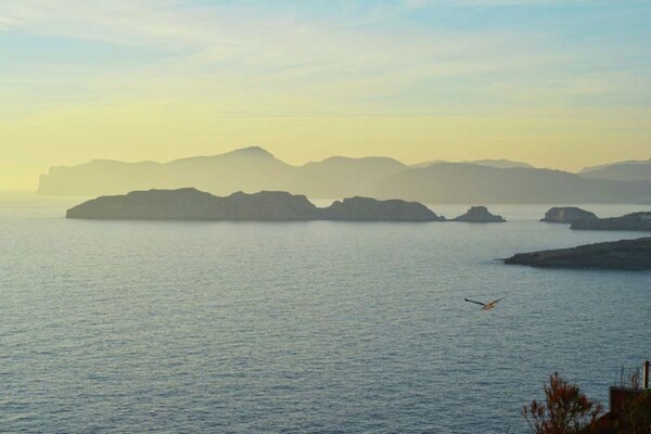 Foto van Chalet in El Toro met zwembad bij zee - Vakantiehuis in El Toro - AreaSummer5KM