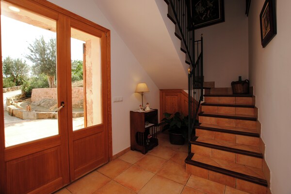 Foto van Villa op Mallorca met privézwembad - Vakantiehuis in Marratxi - HallReception