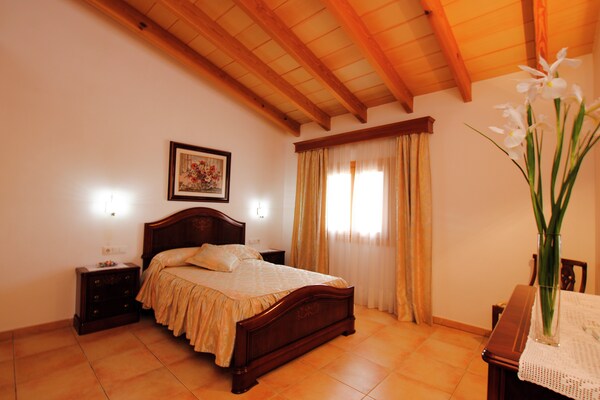 Foto van Villa op Mallorca met privézwembad - Vakantiehuis in Marratxi - BedRoom