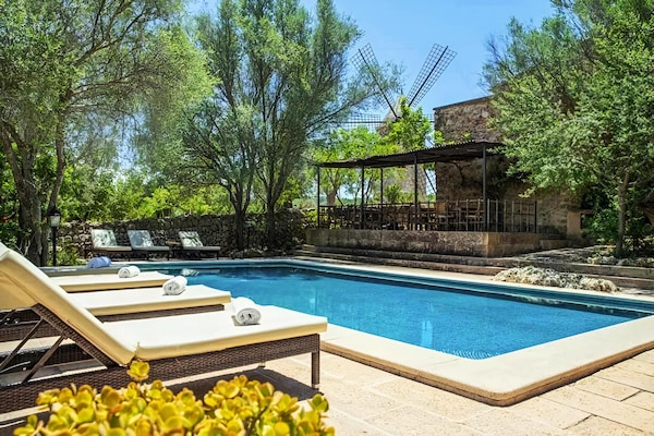 Foto van Villa in Santa María met zoutwaterzwembad - Vakantiehuis in Mallorca - PoolOfHouse