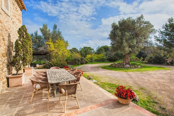 Foto van Villa in Santa María met zoutwaterzwembad - Vakantiehuis in Mallorca - TerraceBalcony