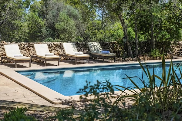 Foto van Villa in Santa María met zoutwaterzwembad - Vakantiehuis in Mallorca - PoolOfHouse