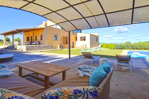 Foto van Rustig landhuis in Binissalem met zwembad - Vakantiehuis in Binissalem - PoolOfHouse