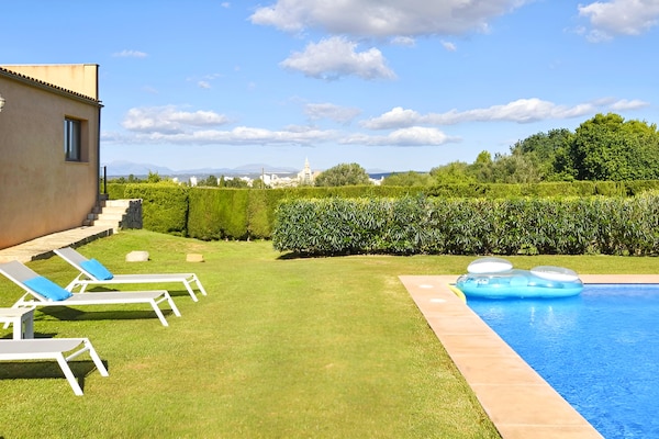 Foto van Rustig landhuis in Binissalem met zwembad - Vakantiehuis in Binissalem - PoolOfHouse