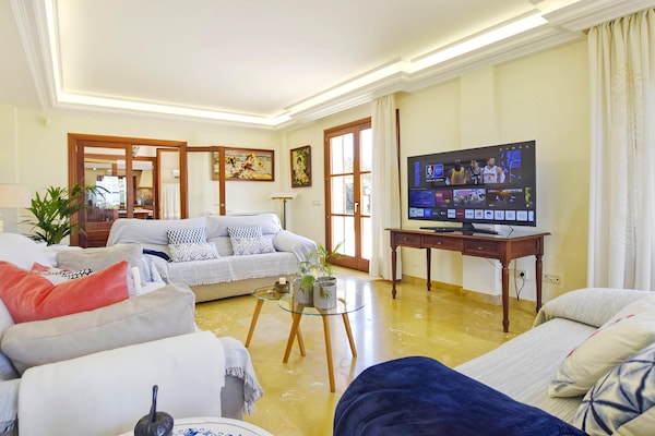 Foto van Rustig landhuis in Binissalem met zwembad - Vakantiehuis in Binissalem - LivingRoom