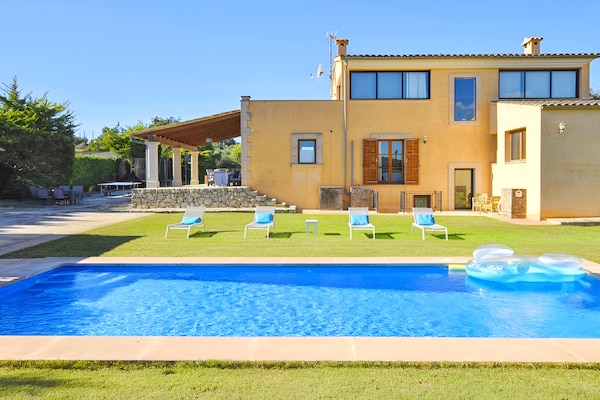 Foto van Rustig landhuis in Binissalem met zwembad - Vakantiehuis in Binissalem - PoolOfHouse
