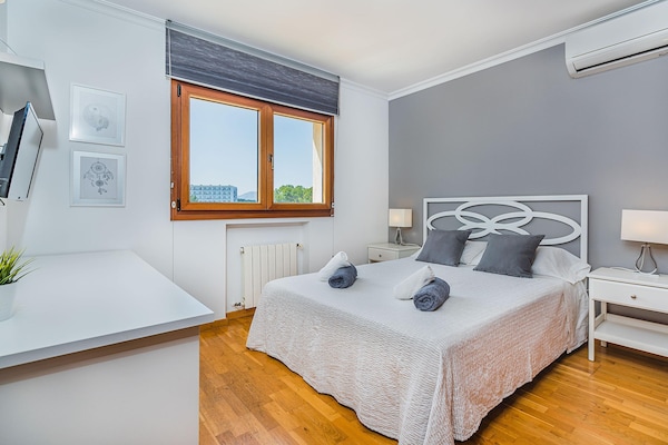 Foto van Waterfront Port d'Alcudia Villa voor 8 - Vakantiehuis in Port d´Alcudia - BedRoom