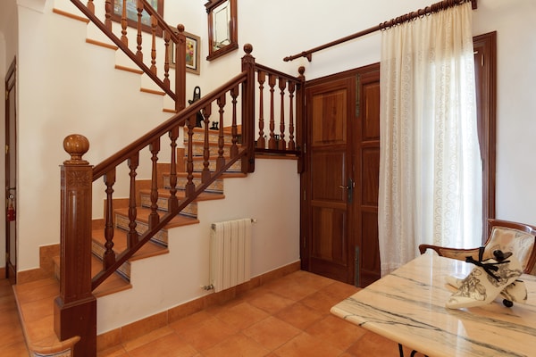 Foto van Huis in Alcudia met zwembad en zeezicht - Vakantiehuis in Alcudia - HallReception