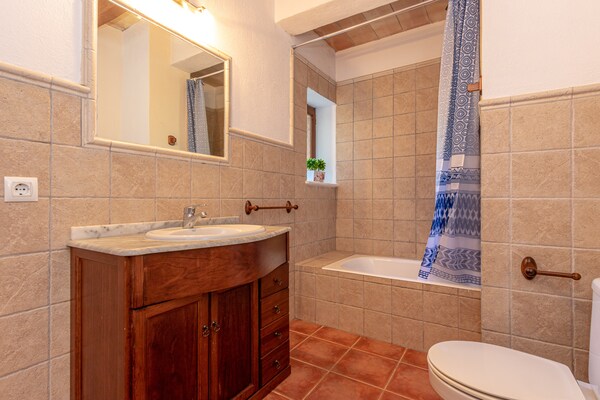 Foto van Villa in Alcudia met privézwembad - Vakantiehuis in Alcúdia - BathRoom