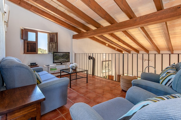 Foto van Villa in Alcudia met privézwembad - Vakantiehuis in Alcúdia - LivingRoom