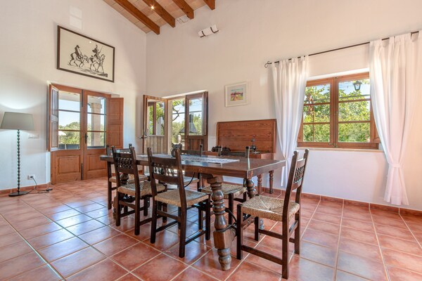 Foto van Villa in Alcudia met privézwembad - Vakantiehuis in Alcúdia - DiningRoom