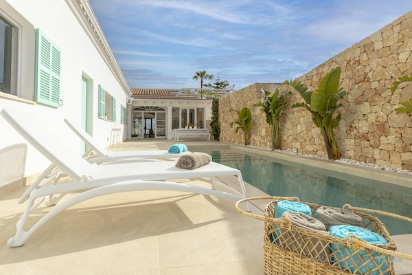 Foto van Villa in Alcudia met privézwembad aan zee - Vakantiehuis in Alcúdia - PoolOfHouse