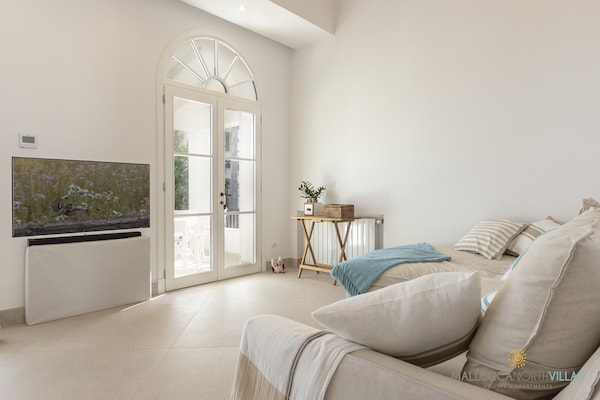 Foto van Villa in Alcudia met privézwembad aan zee - Vakantiehuis in Alcúdia - LivingRoom