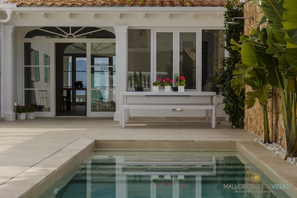 Foto van Villa in Alcudia met privézwembad aan zee - Vakantiehuis in Alcúdia - PoolOfHouse