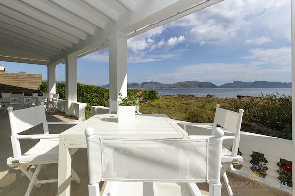 Foto van Villa in Alcudia met privézwembad aan zee - Vakantiehuis in Alcúdia - TerraceBalcony