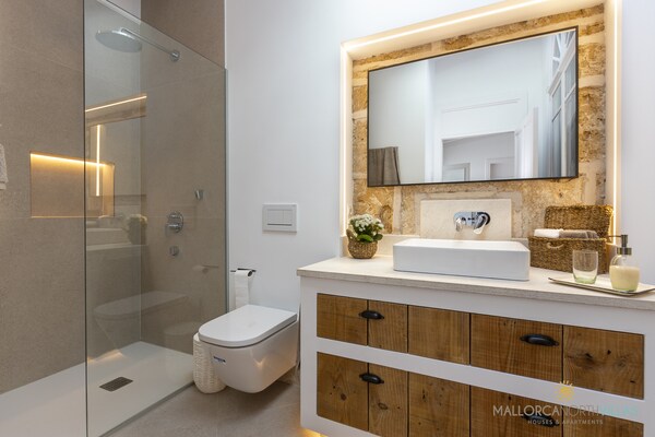 Foto van Villa in Alcudia met privézwembad aan zee - Vakantiehuis in Alcúdia - BathRoom