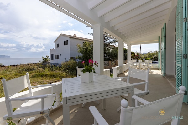 Foto van Villa in Alcudia met privézwembad aan zee - Vakantiehuis in Alcúdia - TerraceBalcony