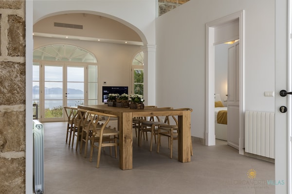 Foto van Villa in Alcudia met privézwembad aan zee - Vakantiehuis in Alcúdia - DiningRoom