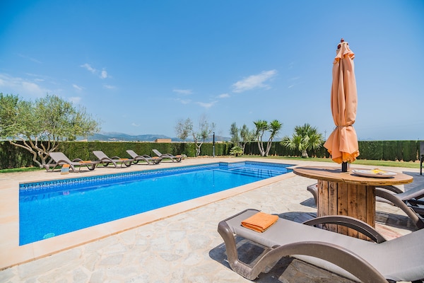 Foto van Vreedzame landvilla in Sa Pobla - Vakantiehuis in Sa Pobla - PoolOfHouse