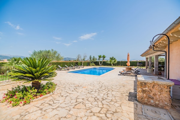 Foto van Vreedzame landvilla in Sa Pobla - Vakantiehuis in Sa Pobla - PoolOfHouse
