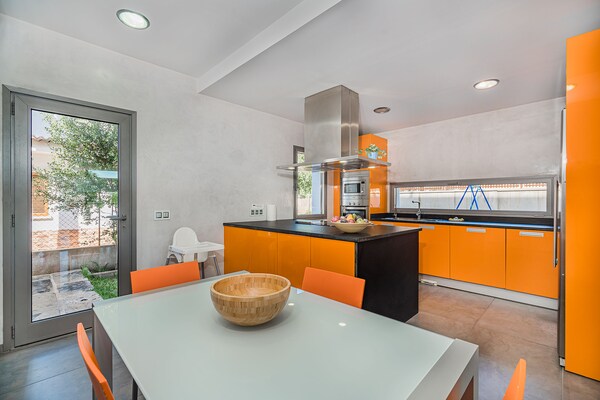 Foto van Playa de Muro Chalet met zwembad voor 6 personen - Vakantiehuis in Platja de Muro - Kitchen