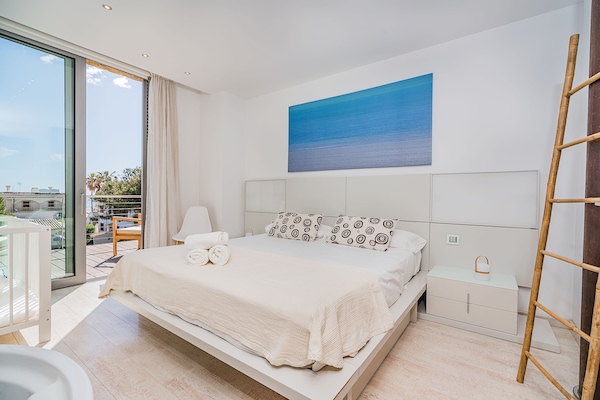 Foto van Playa de Muro Chalet met zwembad voor 6 personen - Vakantiehuis in Platja de Muro - BedRoom